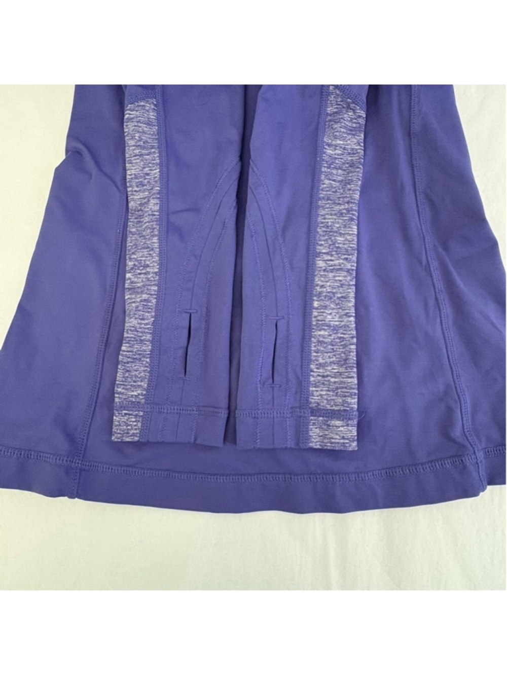 Lululemon Run For Your Life Pullover Hoodie Sz 2 Purple EUC - Picture 5 of 10